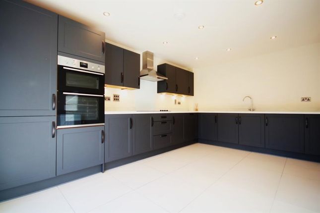 20, Poppy Road, Wilmslow photo 2