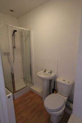 Flat B, 35 Commercial Street, Aberdare photo 5