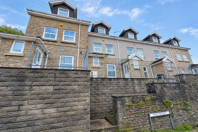 4-bed terraced on 2 Filas Wessex, High Street, Bridgend, £190,000