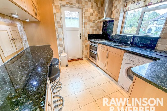 88, Esher Road, East Molesey photo 3