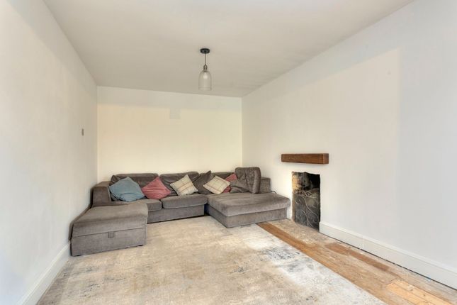 5 Oakdene Close, Brighton photo 3