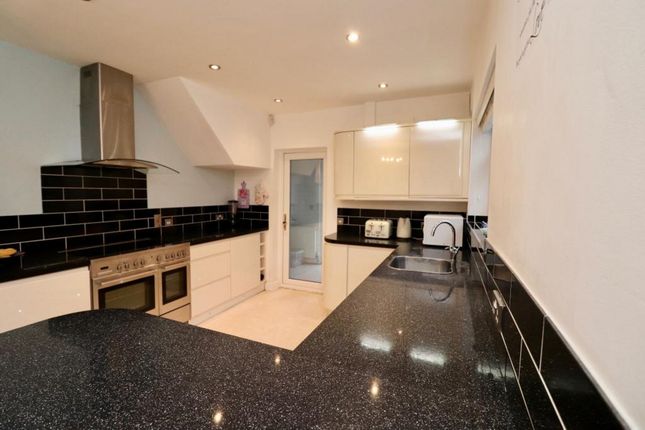 24, Delius Close, Elstree photo 4