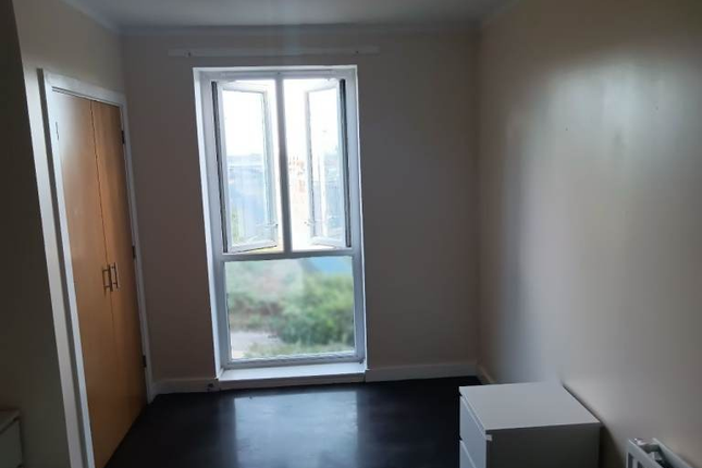 336, Mallards Road, Barking photo 2