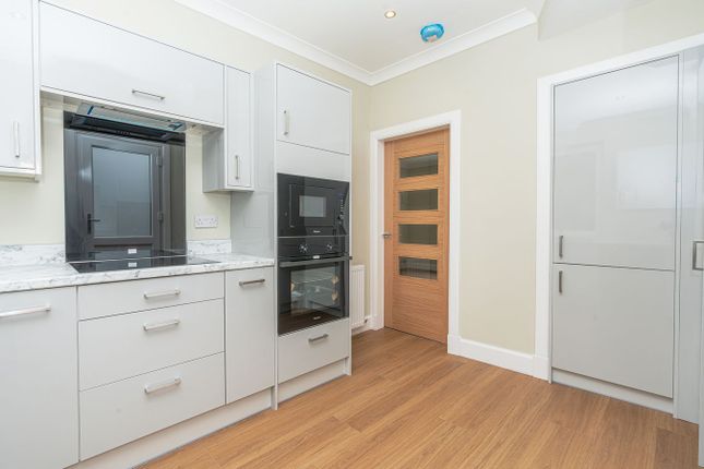 6, Motion Street, Lochgelly photo 2