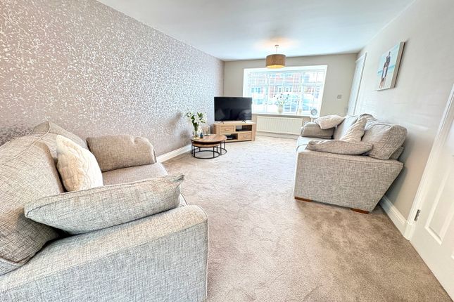 18, Cromford Way, Leicester photo 2