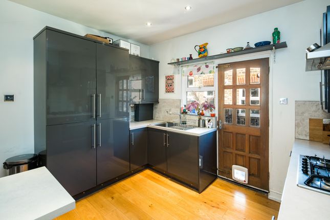 Flat for sale in Bavent Road, London