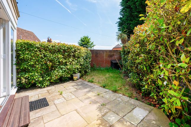 Newark Lane, Ripley photo 5