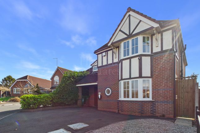 4-bed house on 104 Longboat Lane, Stourport-on-Severn, £415,000