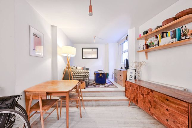 Flat for sale in Peckham High Street, Peckham, London