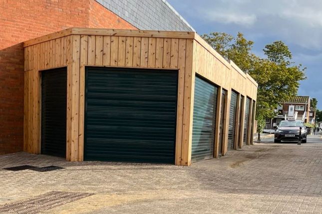 Thumbnail Retail premises to let in Chapel Street, Carmarthen