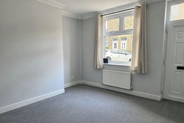 4 Darley Terrace, Barnsley photo 3
