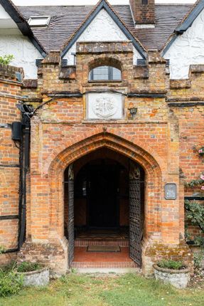 The White House, Commonwood, Sarratt, Hertfordshire photo 4