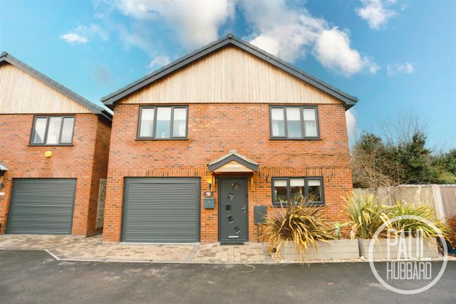 3-bed house on 4, Market Place Square, Kessingland, £350,000