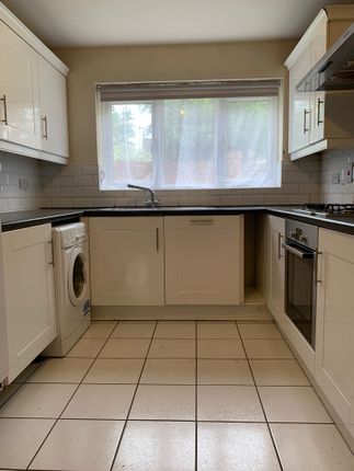 Detached house to rent in Elizabeth Street, Manchester