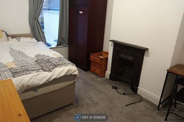 Thumbnail Room to rent in Legsby Avenue, Grimsby