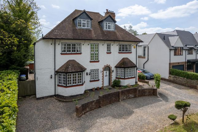 Thumbnail Detached house for sale in Tiddington Road, Stratford-Upon-Avon
