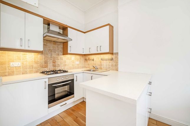 98D, Cambridge Gardens, London photo 3