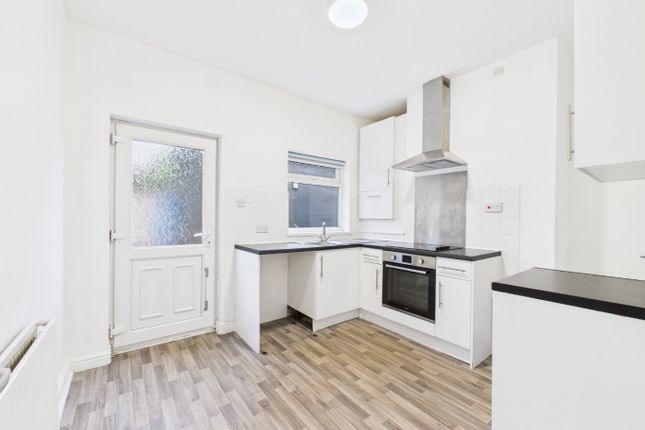 137, Northgate, Cottingham photo 3