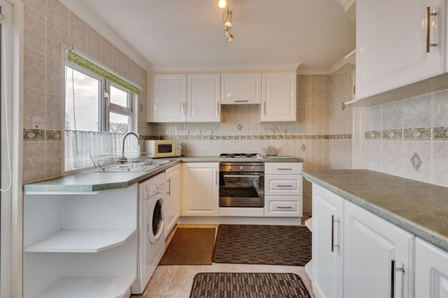 35, Cheshire Park Homes, Chester Road, Frodsham photo 2