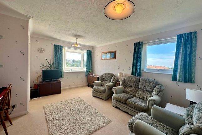 Flat 5, 1 Lake Drive, Peacehaven photo 5