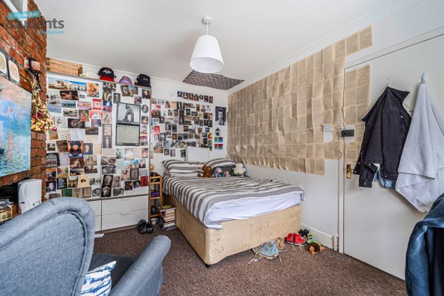 7c4A67Fc-8d98-4A4...