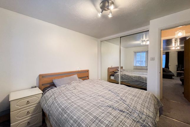 6, Maypole Road, Gravesend photo 3