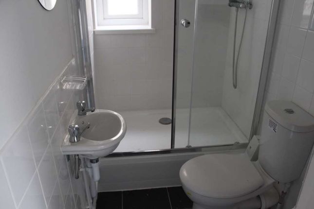 11, Thesiger Street, Cardiff photo 5