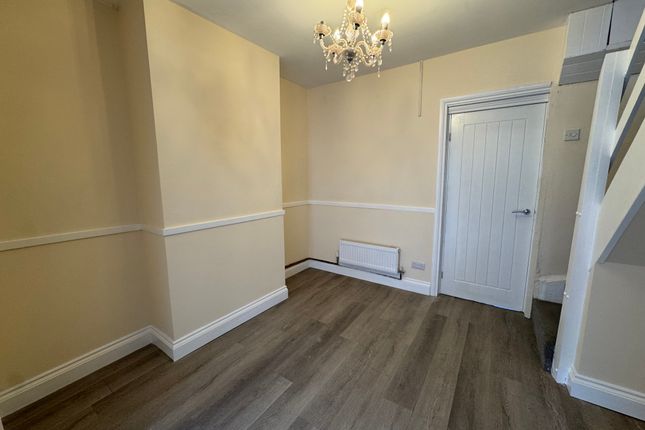 76, Welbeck Street, Worksop photo 3