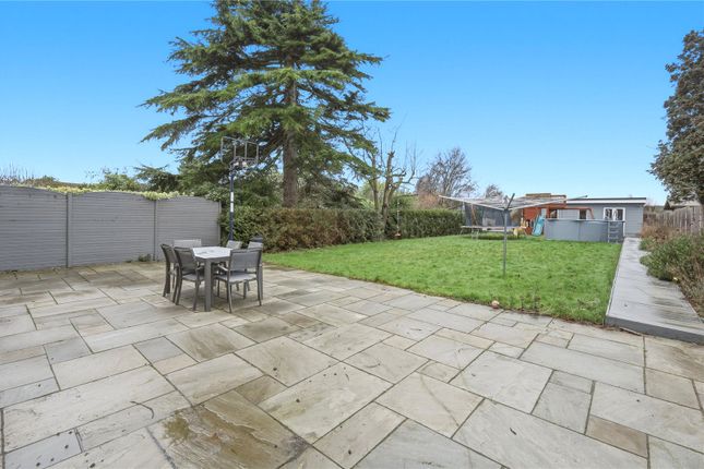 16, Fortescue Chase, Essex photo 2