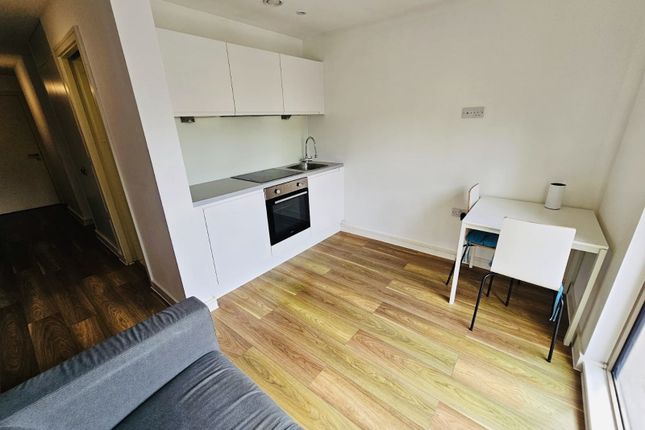 Thumbnail Flat to rent in Wolstenholme Square, Liverpool