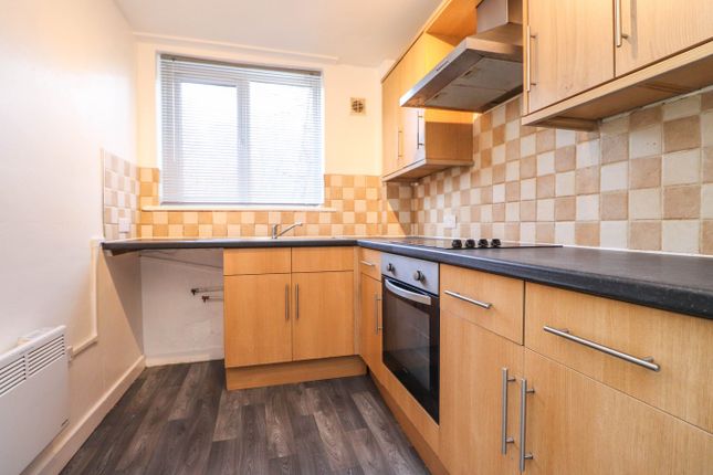 2, Balmoral Court, Carlisle photo 3