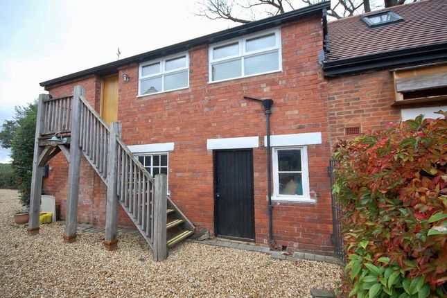 Flat, The Holloway, Kidderminster photo 2