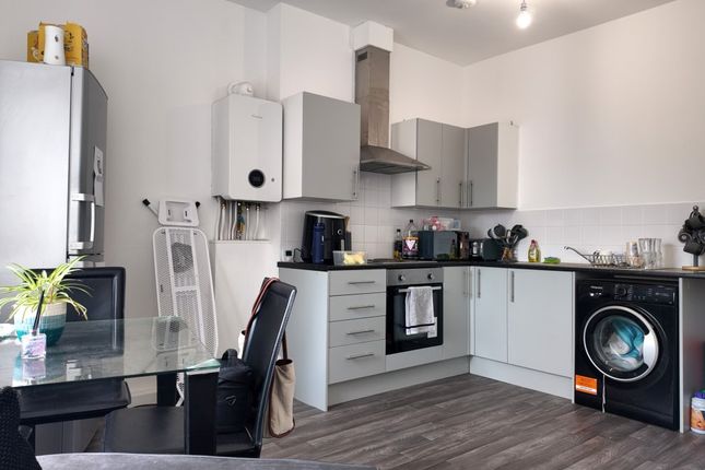 Flat 2, Jubilee Building, Victoria Street photo 4