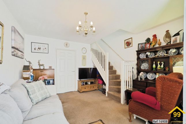 22, Marshalls Rise, Gainsborough photo 4