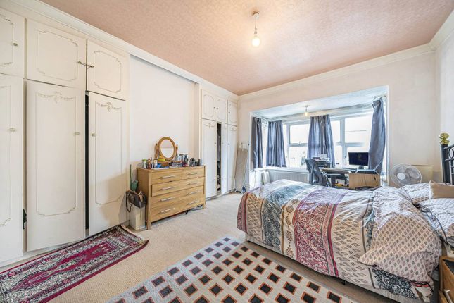 Thumbnail Semi-detached house for sale in Hilldown Road, Streatham Common, London