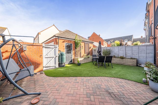 34, Webbs Way, Gloucestershire photo 2