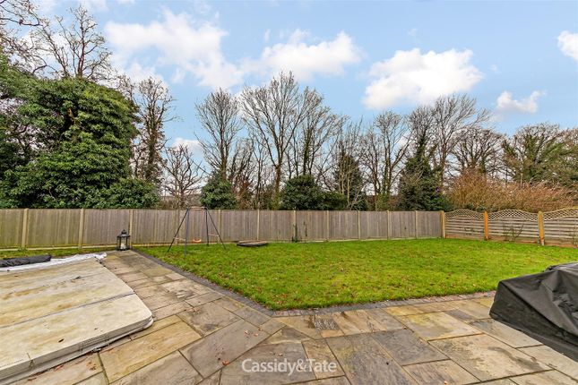 Detached house to rent in Linden Crescent, St.Albans