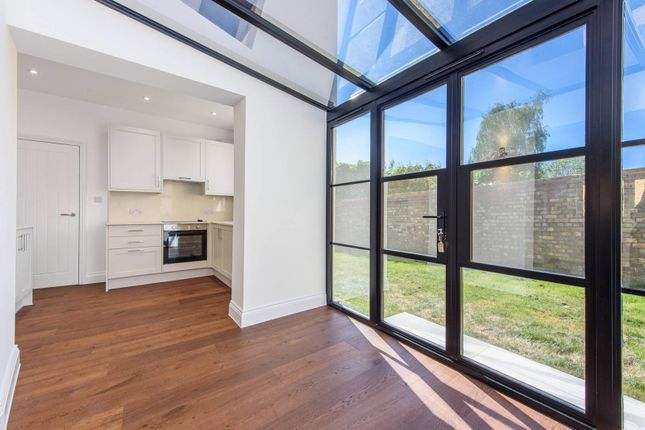 3-bed house on Green Road, Whetstone, £875,000