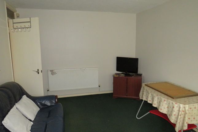 Windsor Park Road, Hayes photo 5