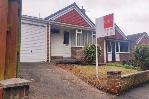 Thumbnail Bungalow to rent in Arundel Drive, Newcastle Upon Tyne