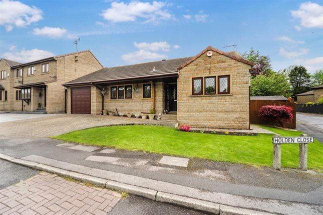 2, Holden Close, Nelson photo 2