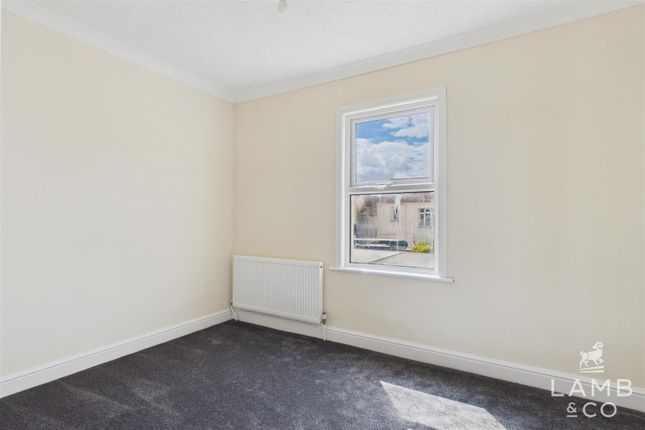 45B, Thoroughgood Road, Clacton-On-Sea photo 3