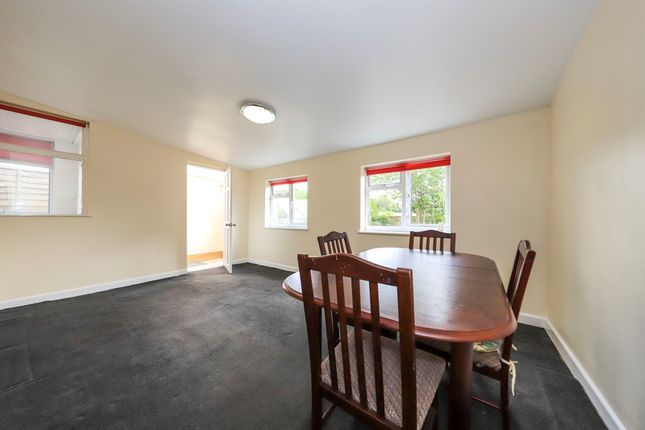 29, Sedgley Road, Wolverhampton photo 4