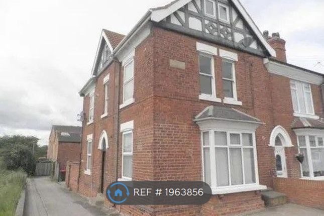 Thumbnail Flat to rent in Bentley Road, Doncaster