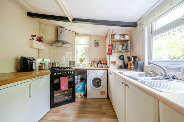 27 High Street, North Tawton Devon, Devon photo 3