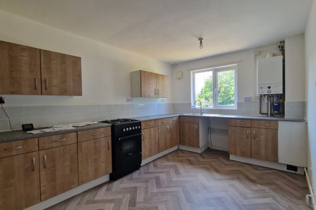 7, Withern Way, Lower Gornal photo 4