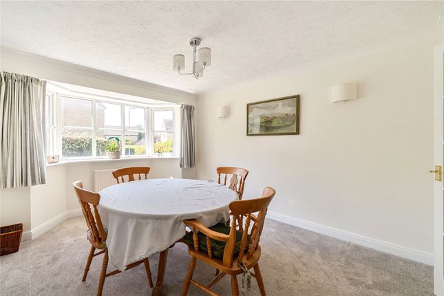 6, Tibberton Grove, Cheltenham photo 4