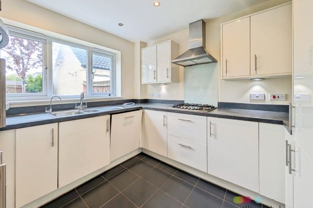 4, Juniper Close, NORWICH photo 2