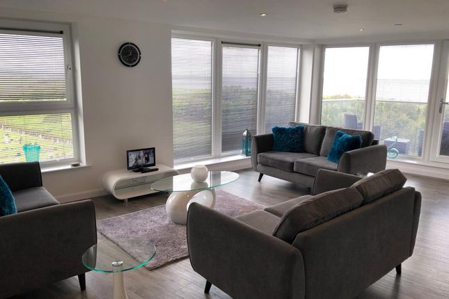 Flat to rent in Park Road, Aberdeen