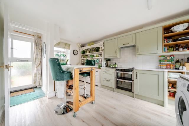 12, Barley Hill, Banbury photo 4